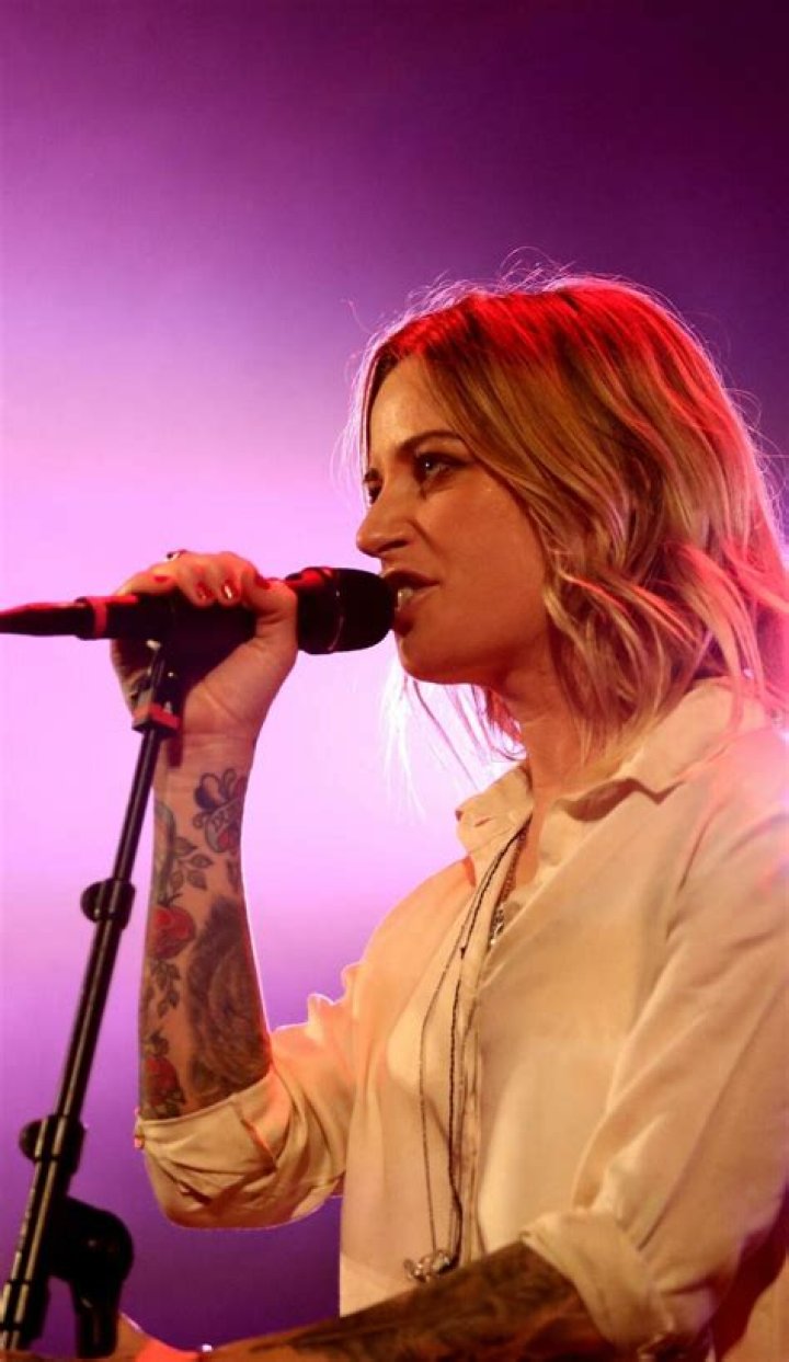 Gin Wigmore Biography, Age, Height, Husband, Net Worth, Family