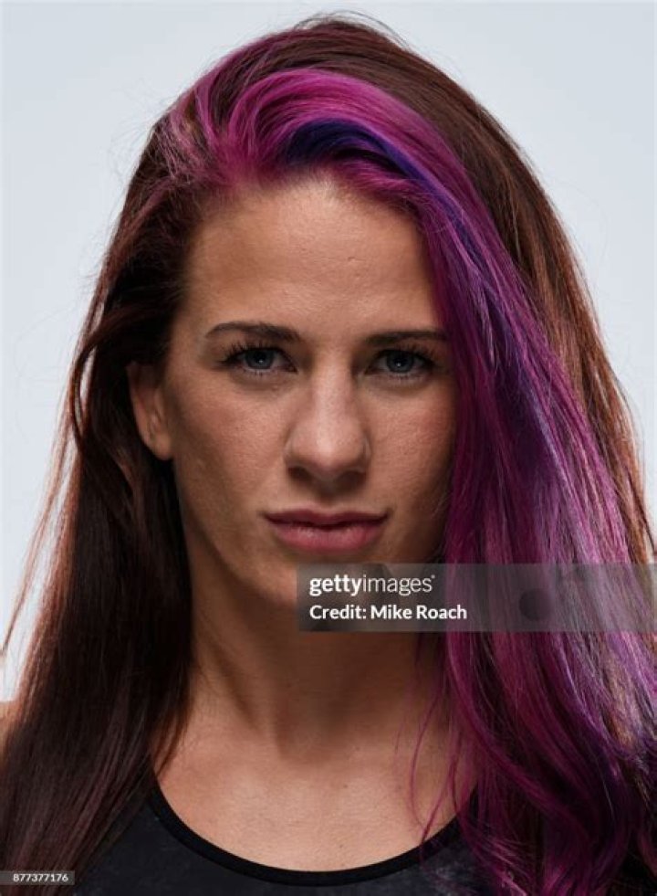 Gina Mazany Biography, Age, Height, Husband, Net Worth, Family