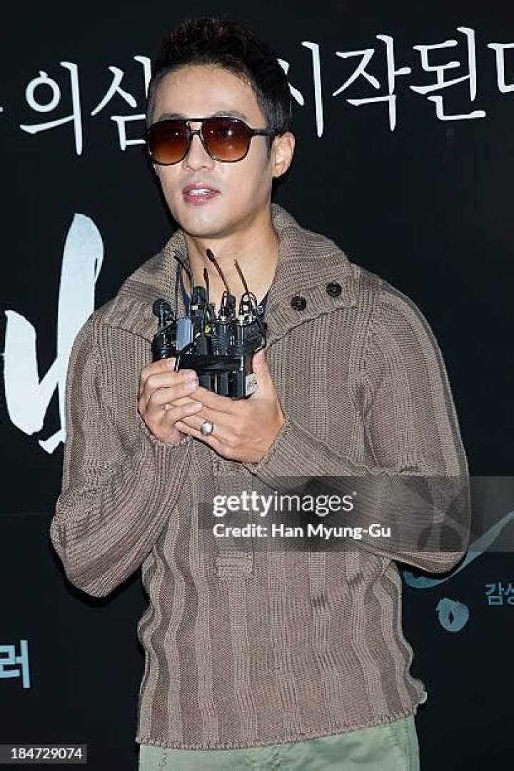 Go Joo-won Biography, Age, Height, Wife, Net Worth, Family