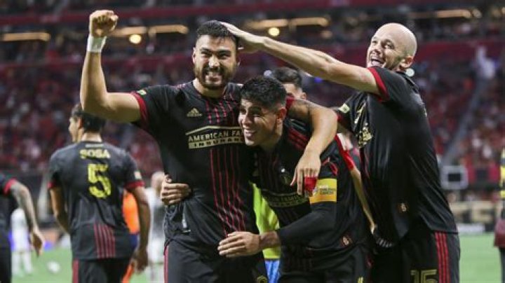 Gonzalo Pineda Biography, Age, Height, Wife, Net Worth, Family