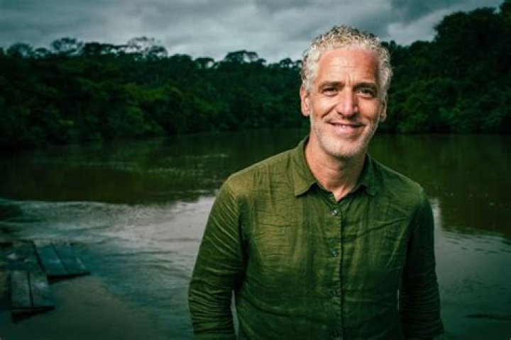 Gordon Buchanan Biography, Age, Height, Wife, Net Worth, Family