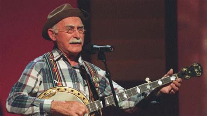 Grandpa Jones Biography, Age, Height, Wife, Net Worth, Family