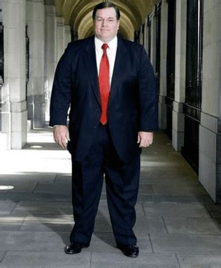 Gregory C. Case Biography, Age, Height, Wife, Net Worth, Family