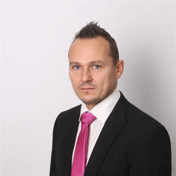 Gregory Huber Biography, Age, Height, Wife, Net Worth, Family