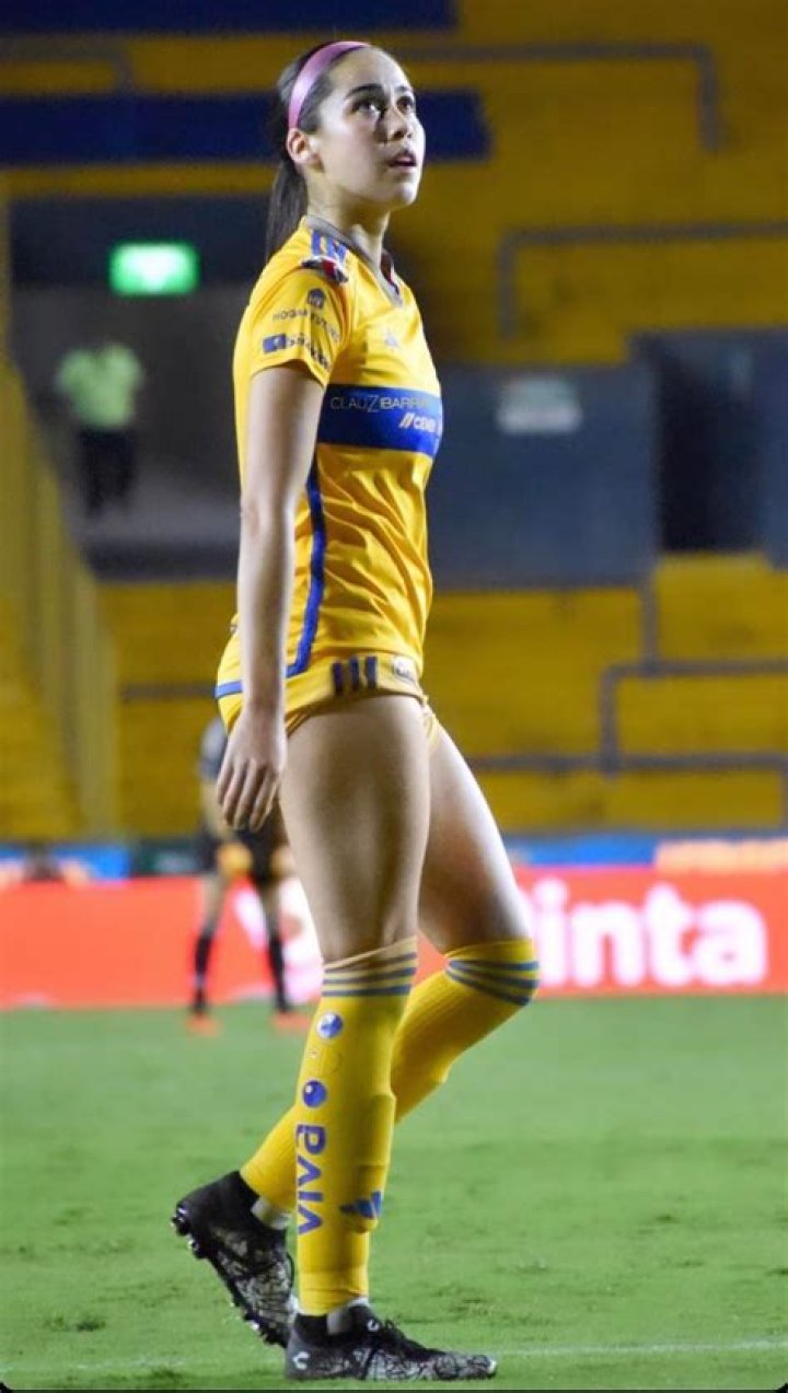 Greta Espinoza biografía, edad, altura, esposo, net worth, familia