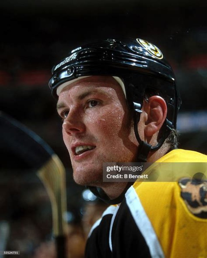 Hal Gill Biography, Age, Height, Wife, Net Worth, Family