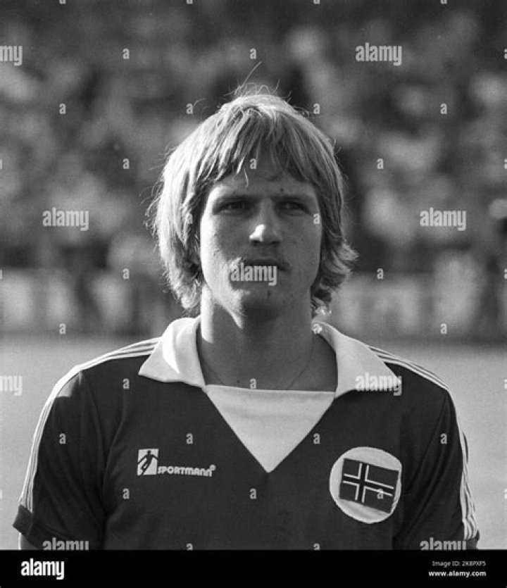 Hallvar Thoresen Biography, Age, Height, Wife, Net Worth, Family