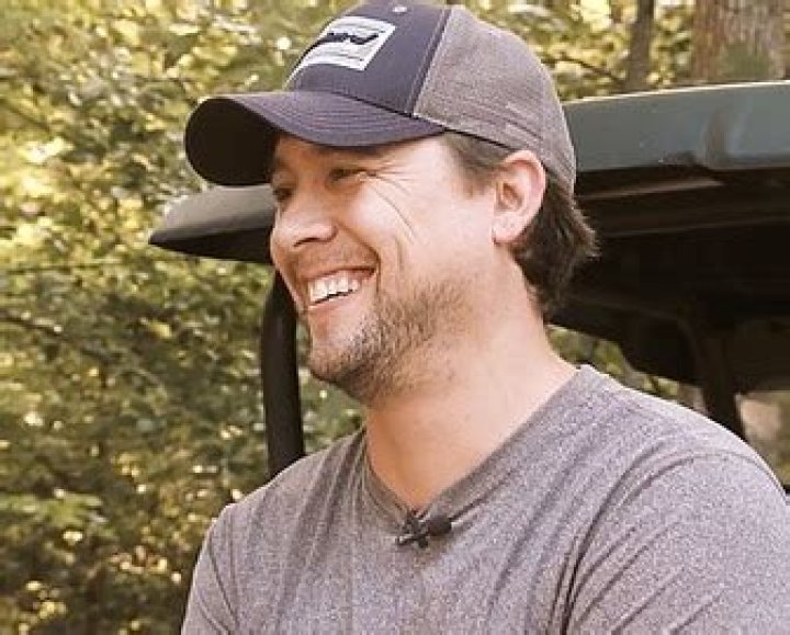 Hank Parker Jr. Biography, Age, Height, Wife, Net Worth, Family