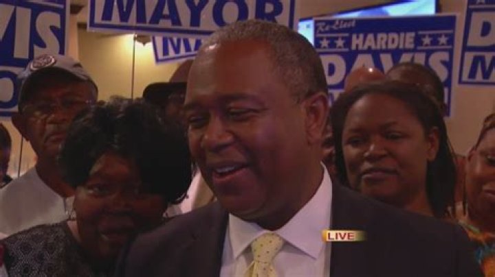 Hardie Davis Biography, Age, Height, Wife, Net Worth, Family