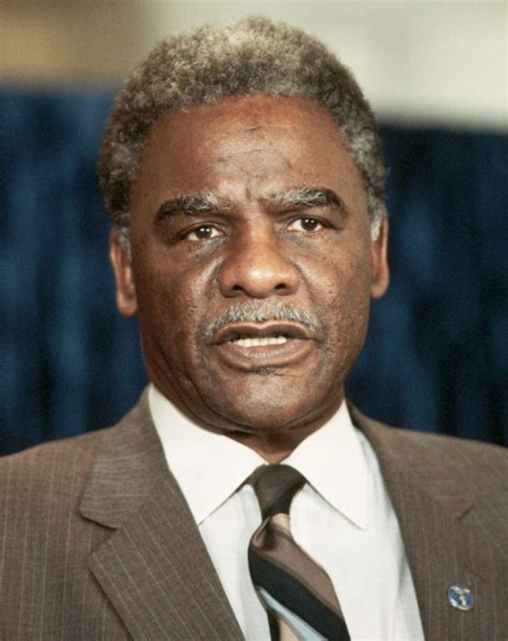 Harold Washington Biography, Age, Height, Wife, Net Worth, Family