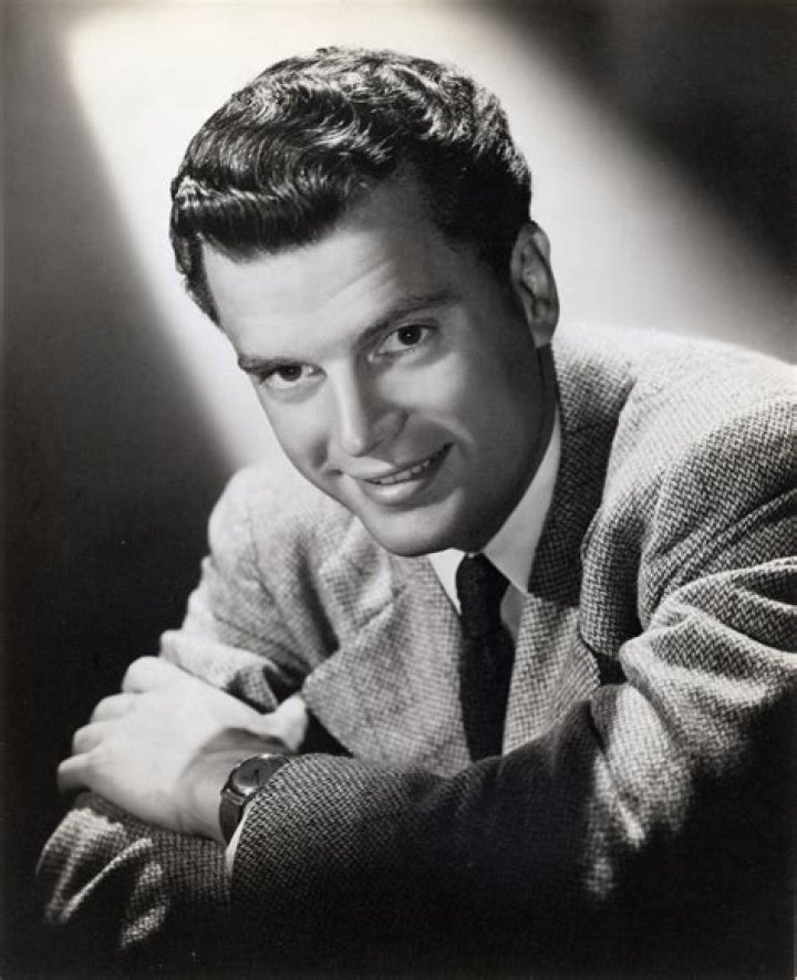 Harry Lewis (actor) Biography, Age, Height, Wife, Net Worth and Family