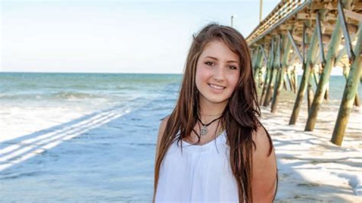 Heather Elvis Biography, Age, Height, Husband, Net Worth, Family