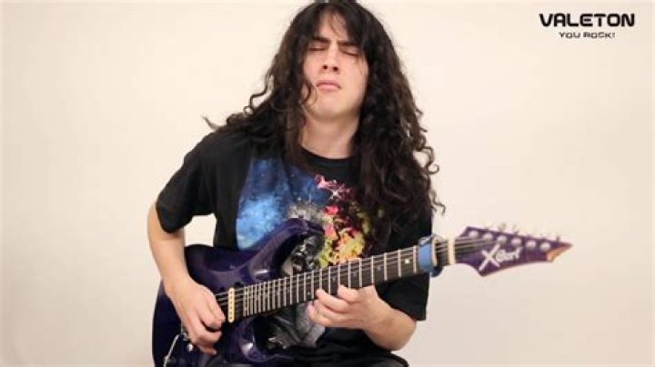 Hedras Ramos Biography, Age, Height, Wife, Net Worth, Family