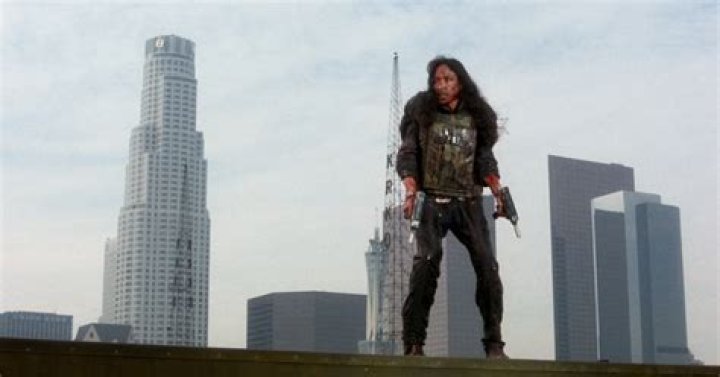 Henry Kingi biografía, edad, altura, esposo, net worth, familia