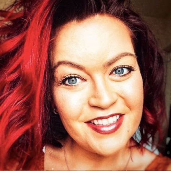 Holly Phillips Biography, Age, Height, Husband, Net Worth, Family