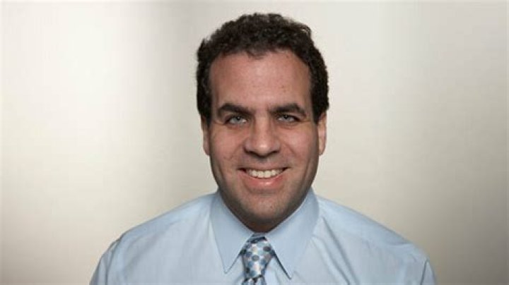 Howard Kurtz Biography, Age, Height, Wife, Net Worth, Family