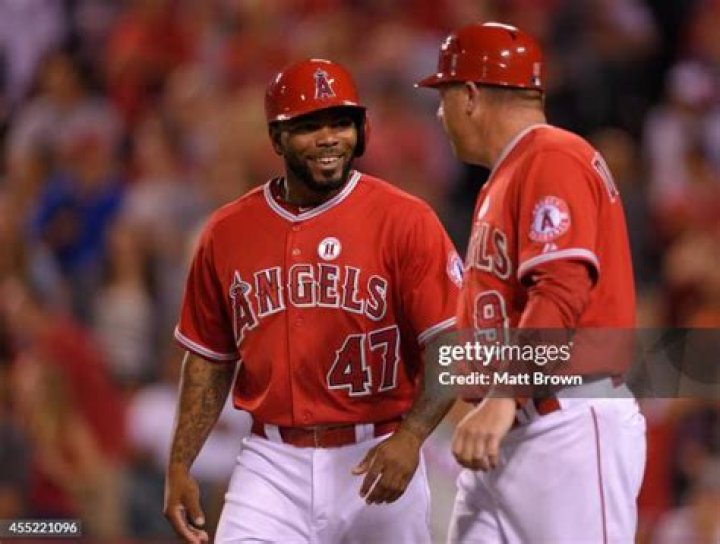 Howie Kendrick Biography, Age, Height, Wife, Net Worth, Family