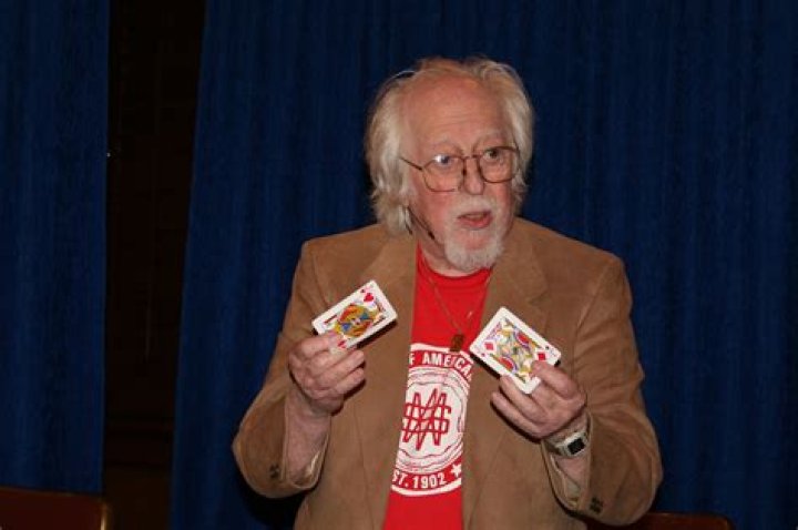 Howie Schwarzman Biography, Age, Height, Wife, Net Worth and Family