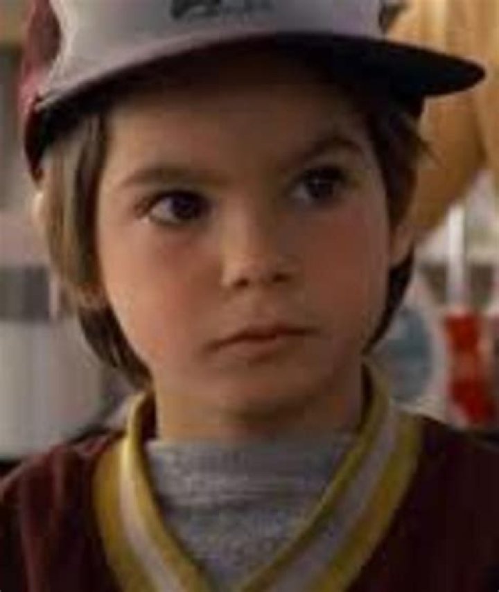 Huckleberry Fox Biography, Age, Height, Net Worth, Family