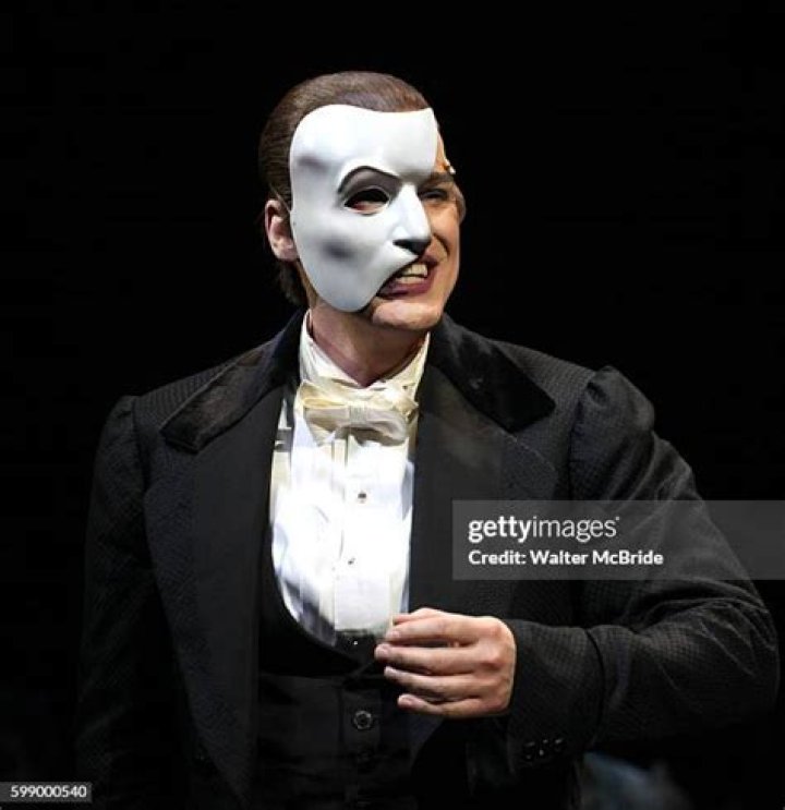 Hugh Panaro Biography, Age, Height, Wife, Net Worth, Family