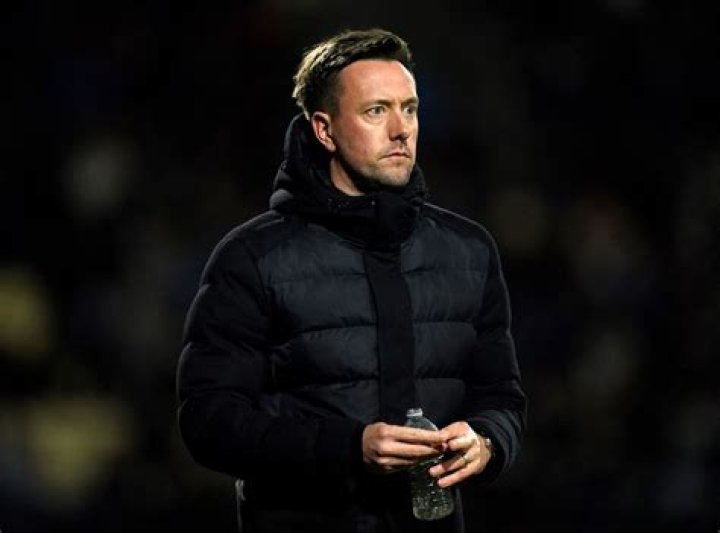 Ian Burchnall Biography, Age, Height, Wife, Net Worth, Family