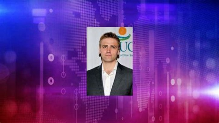 Ian Novick Biography, Age, Height, Wife, Net Worth, Family