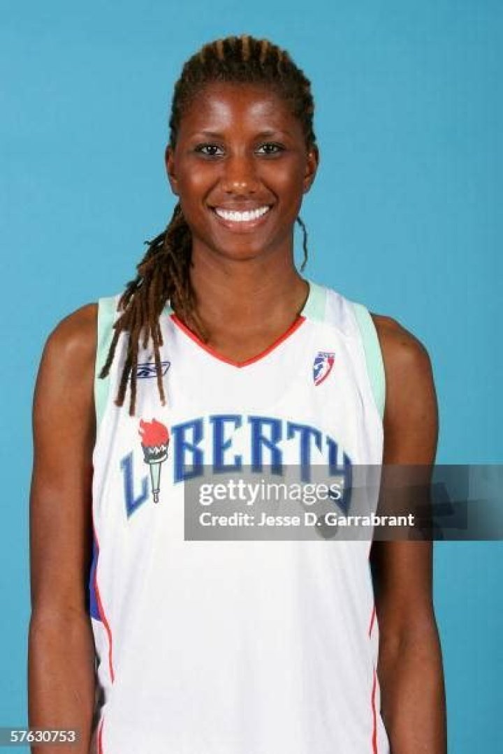 Iciss Tillis Biography, Age, Height, Husband, Net Worth, Family