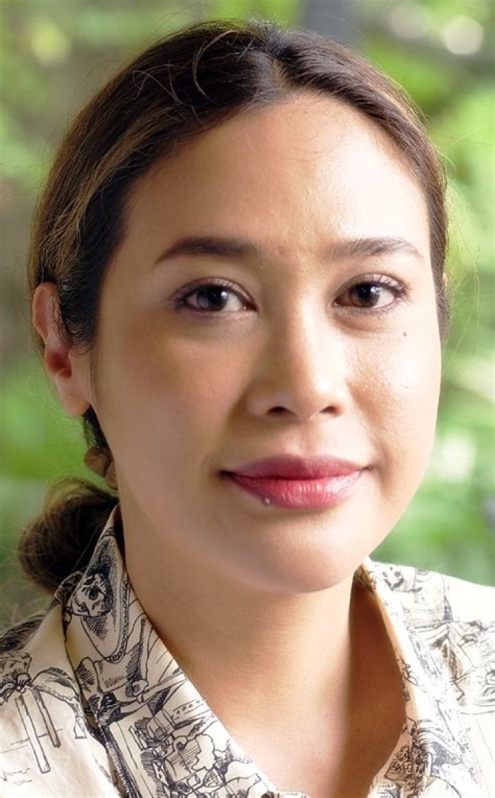 Intira Jaroenpura Biography, Age, Height, Husband, Net Worth, Family