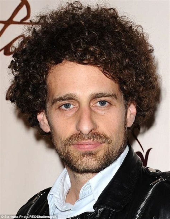 Isaac Kappy biografía, edad, altura, esposo, net worth, familia