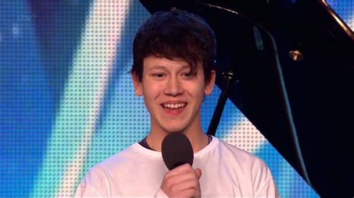 Isaac Waddington Biography, Age, Height, Wife, Net Worth, Family