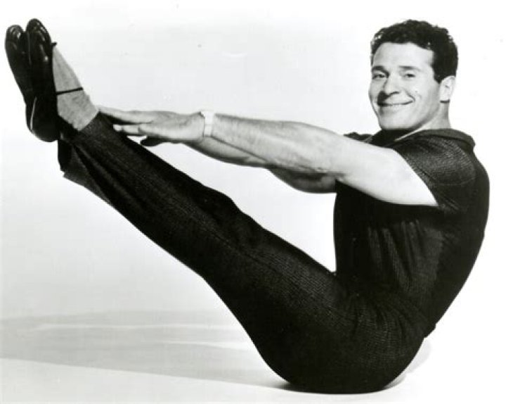 Jack LaLanne Biography, Age, Height, Wife, Net Worth, Family