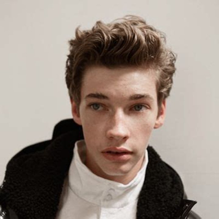 Jacob Lofland biografía, edad, altura, esposo, net worth, familia