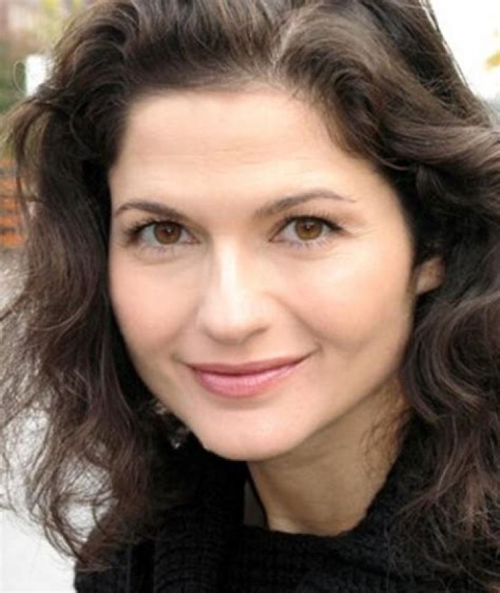 Jacqueline Hennessy Biography, Age, Height, Husband, Net Worth, Family