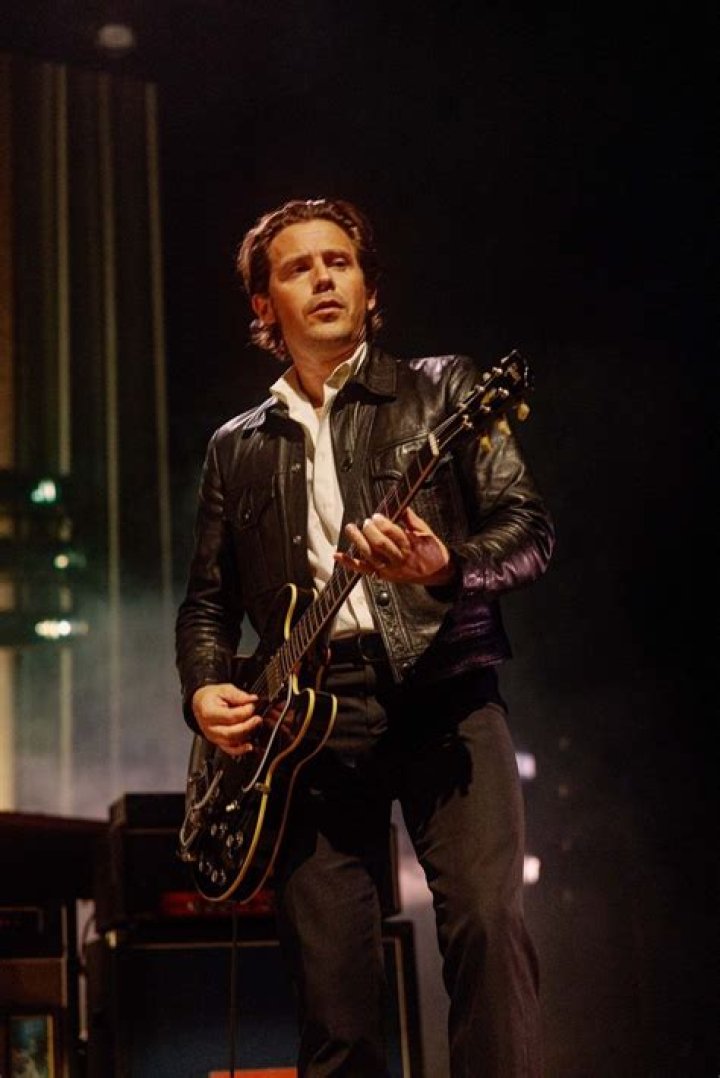 Jamie Cook Biography, Age, Height, Wife, Net Worth, Family