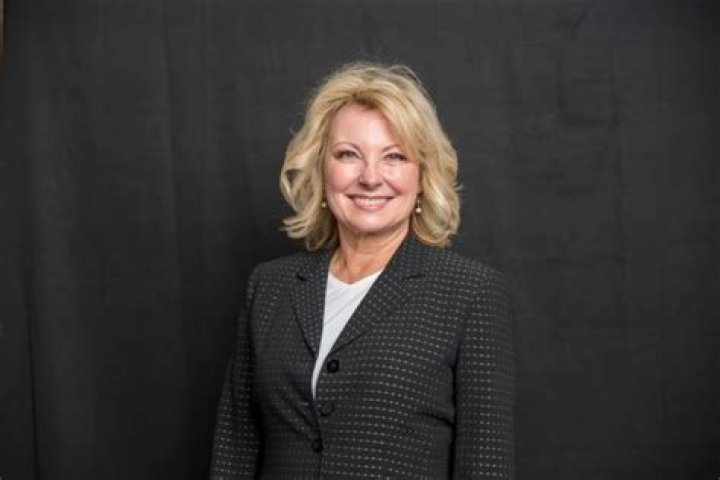 Janet Paschal Biography, Age, Height, Husband, Net Worth, Family