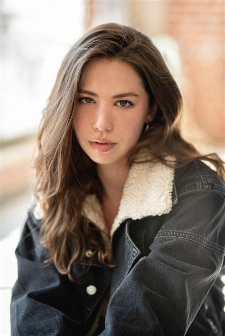 Jasmine Kimiko Biography, Age, Height, Husband, Net Worth, Family