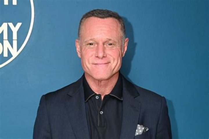 Jason Beghe Biography, Age, Height, Wife, Net Worth, Family