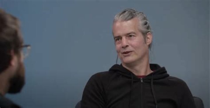 Jason Jones Biography, Age, Height, Wife, Net Worth, Family