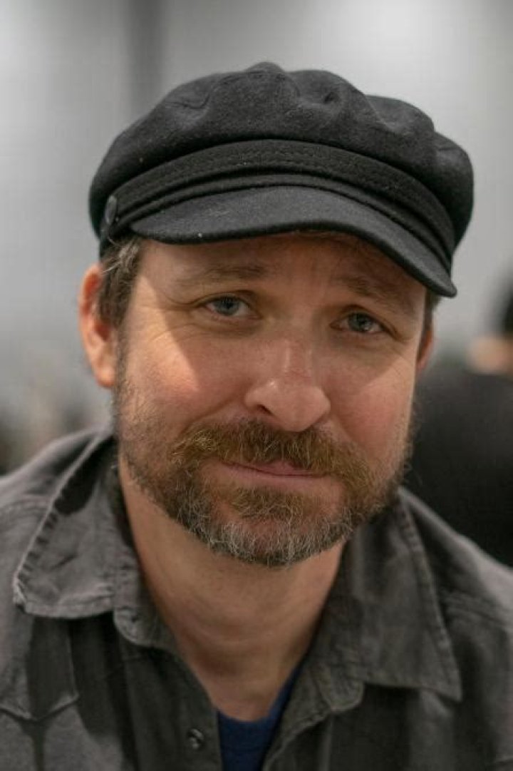 Jason Narvy biografía, edad, altura, esposo, net worth, familia