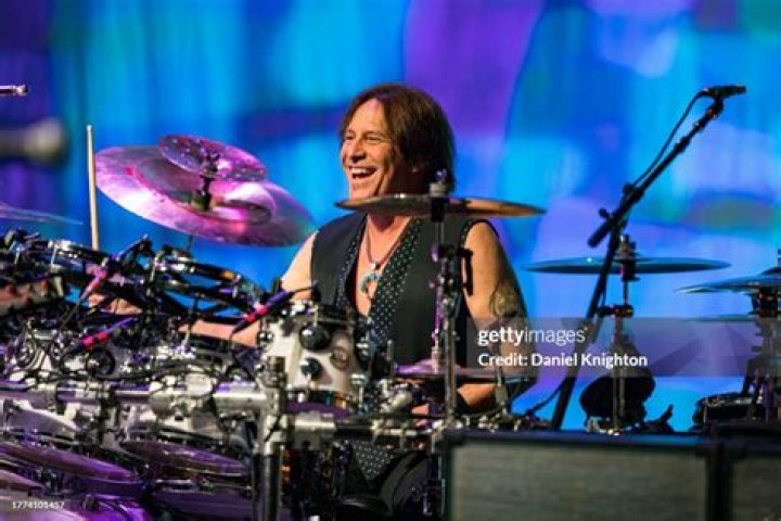 Jay Schellen Biography, Age, Height, Wife, Net Worth, Family