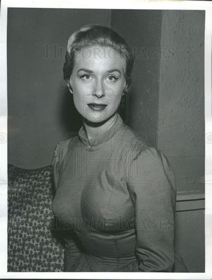 Jeanne Moody biografía, edad, altura, esposa, net worth, familia