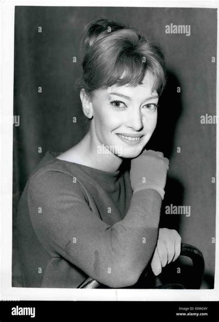 Jeannie Carson Biography, Age, Height, Husband, Net Worth, Family