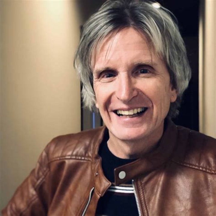 Jeff Shaw Biography, Age, Height, Wife, Net Worth, Family