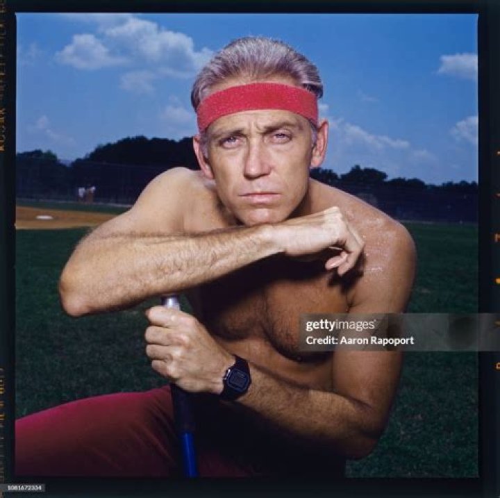 Jeffrey R. MacDonald biografía, edad, altura, esposo, net worth, familia