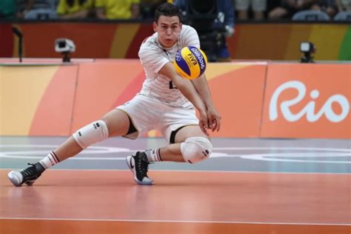 Jenia Grebennikov Biography, Age, Height, Wife, Net Worth, Family