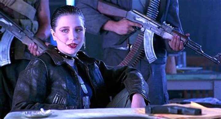 Jennifer Banko Biography, Age, Height, Husband, Net Worth, Family