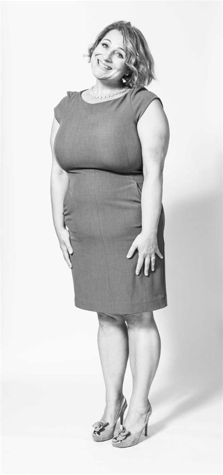 Jennifer Weiner Biography, Age, Height, Husband, Net Worth, Family