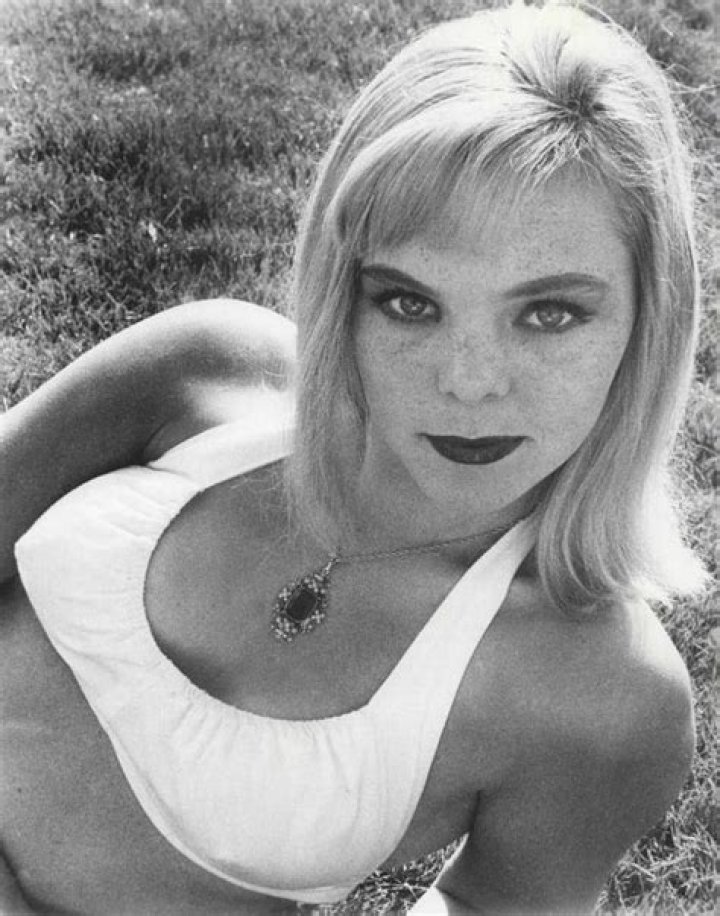 Jenny Maxwell biografía, edad, altura, esposa, net worth, familia