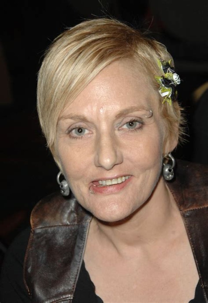 Jenny Wright Biography, Age, Height, Husband, Net Worth, Family