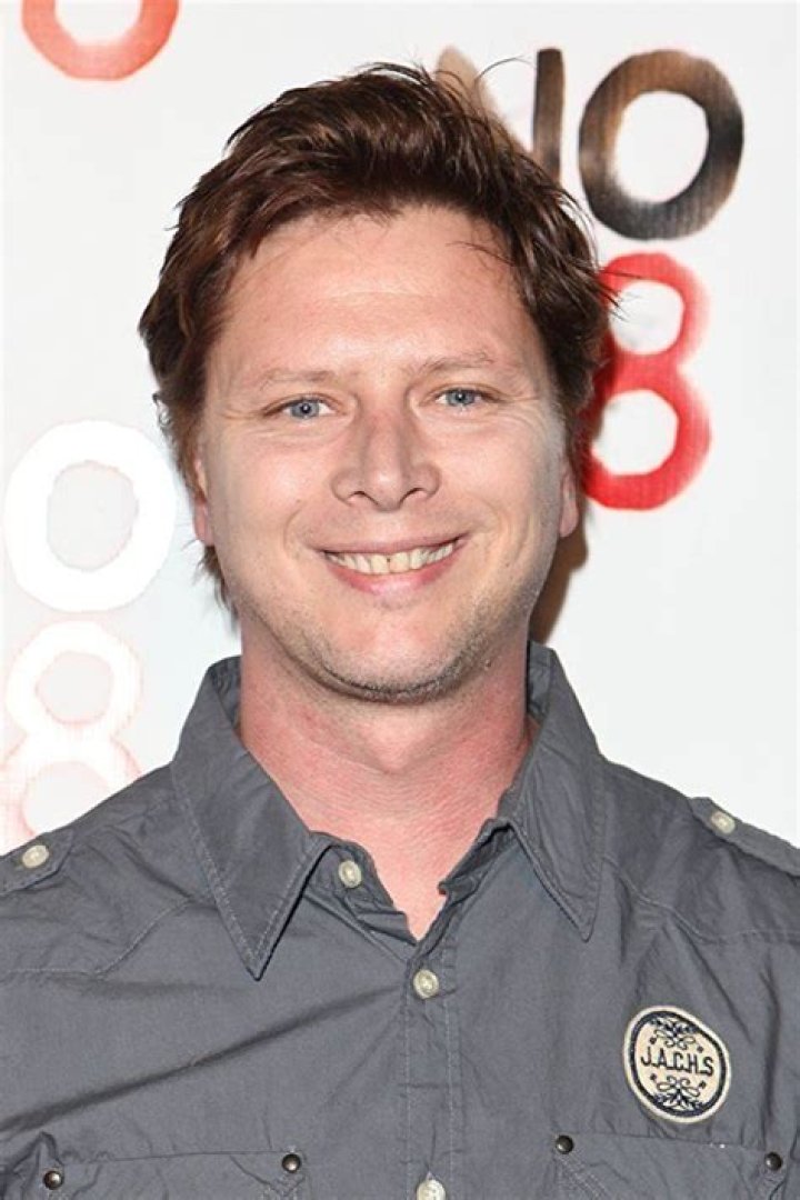 Jeremy Jordan Biography, Age, Height, Wife, Net Worth, Family